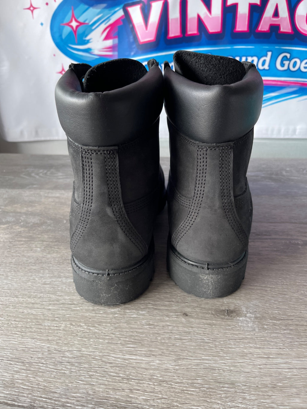 Timberland 6” Waterproof Boot (Size M10.5)