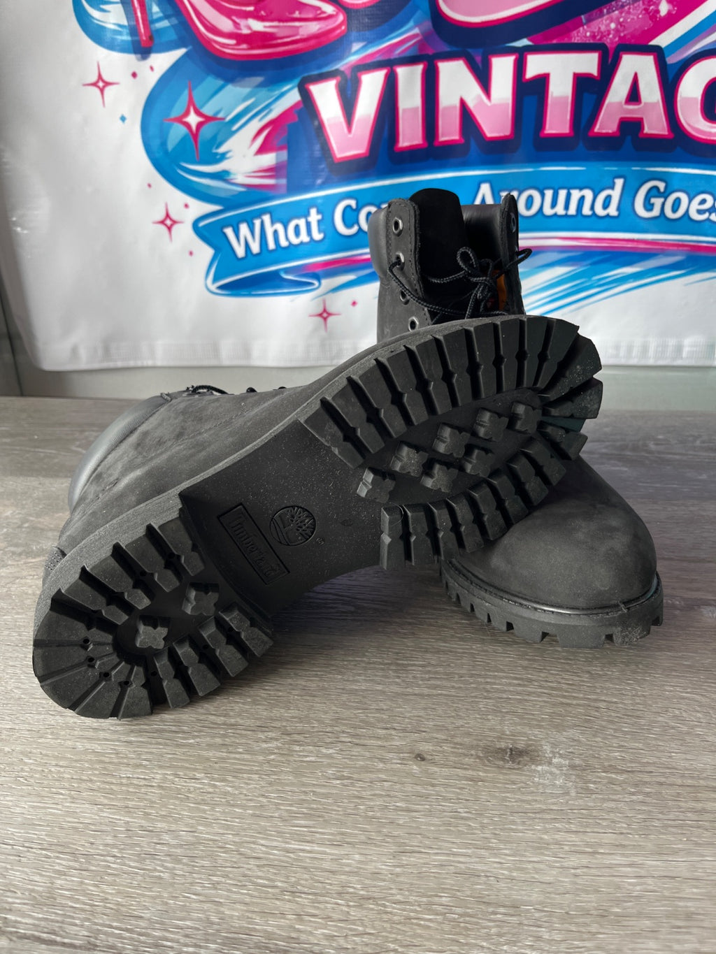 Timberland 6” Waterproof Boot (Size M10.5)