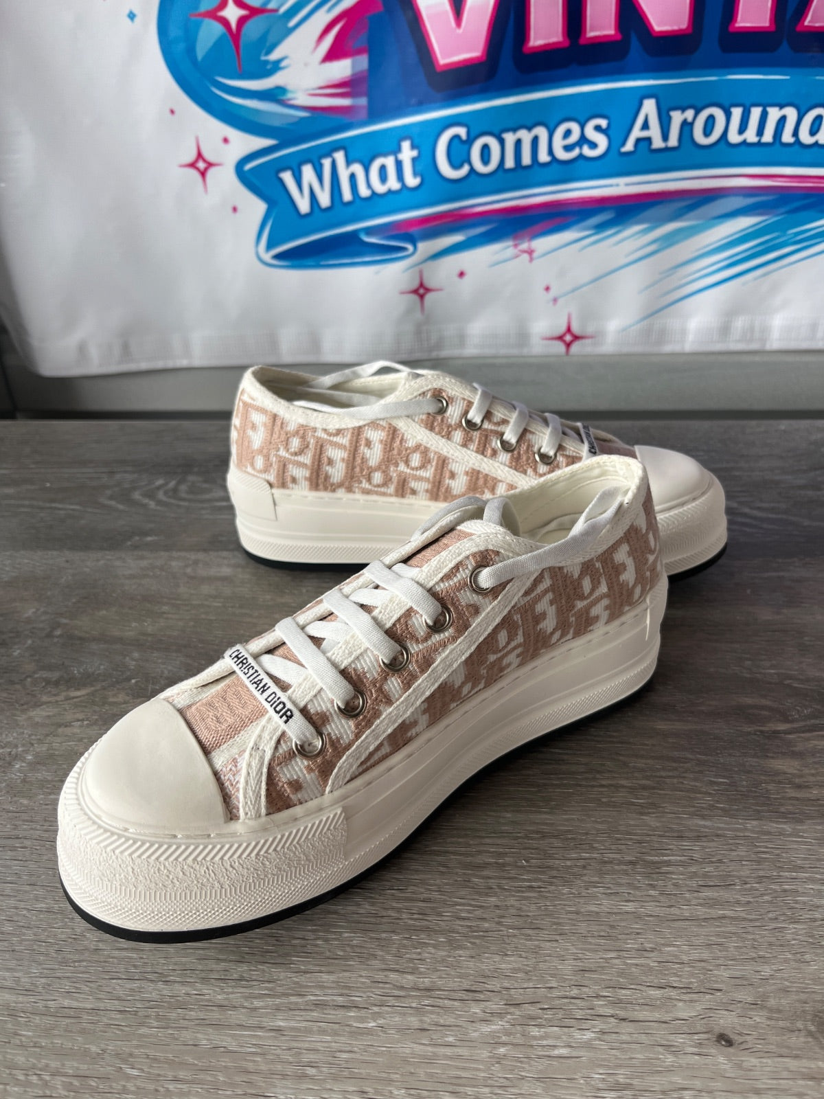 Christian Dior Sneaker (Size W7)