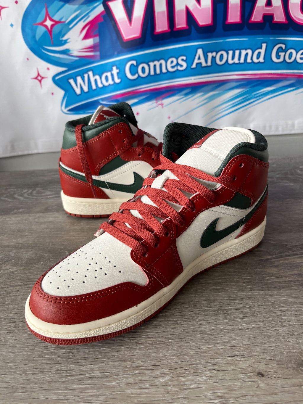 Nike Air Jordan 1 Mid (Size M7.5)