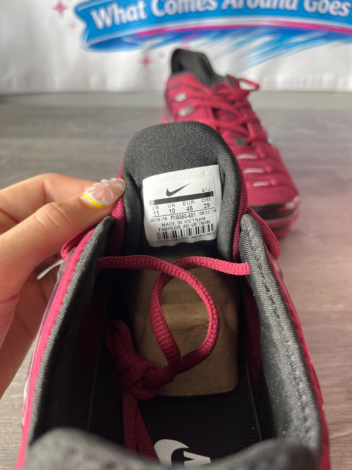 Nike Air Vapormax Plus (Size M11)