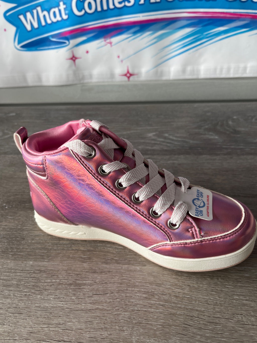 Skechers Kids Sneaker (Size 1)
