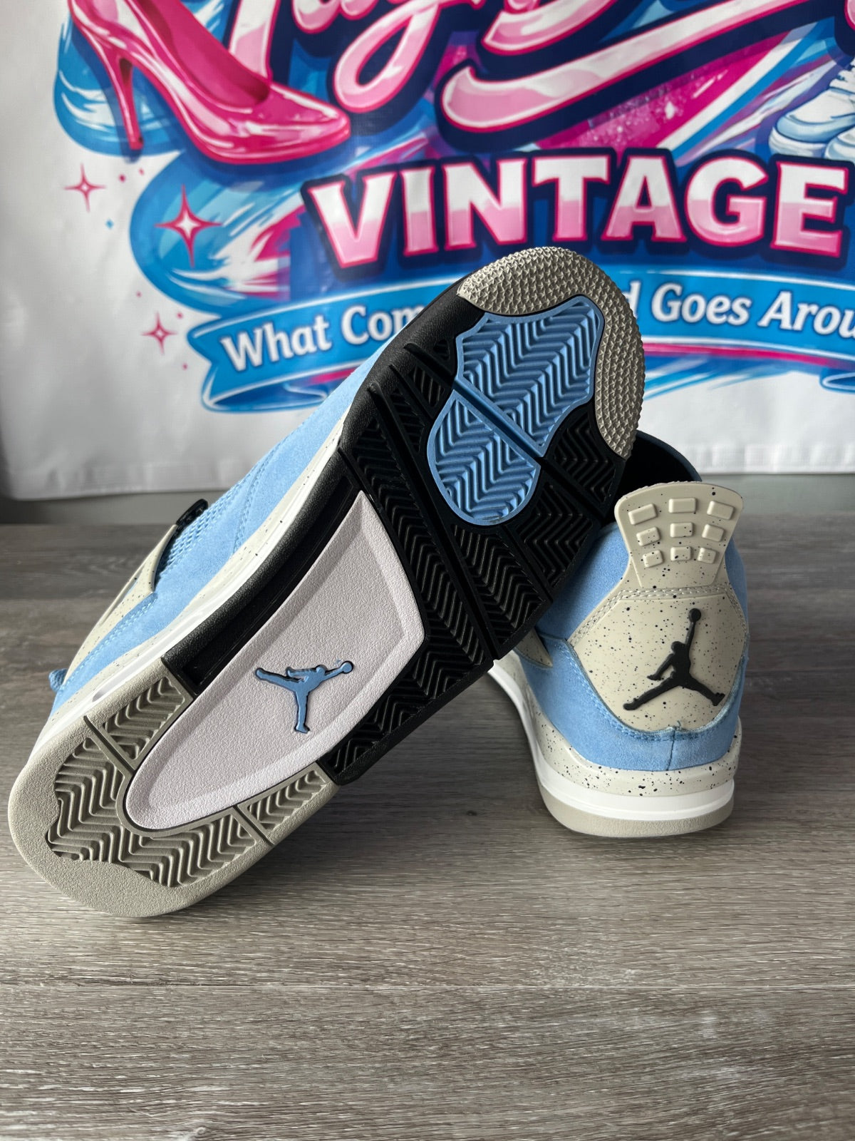 Nike Air Jordan 4 Retro (Size M11)