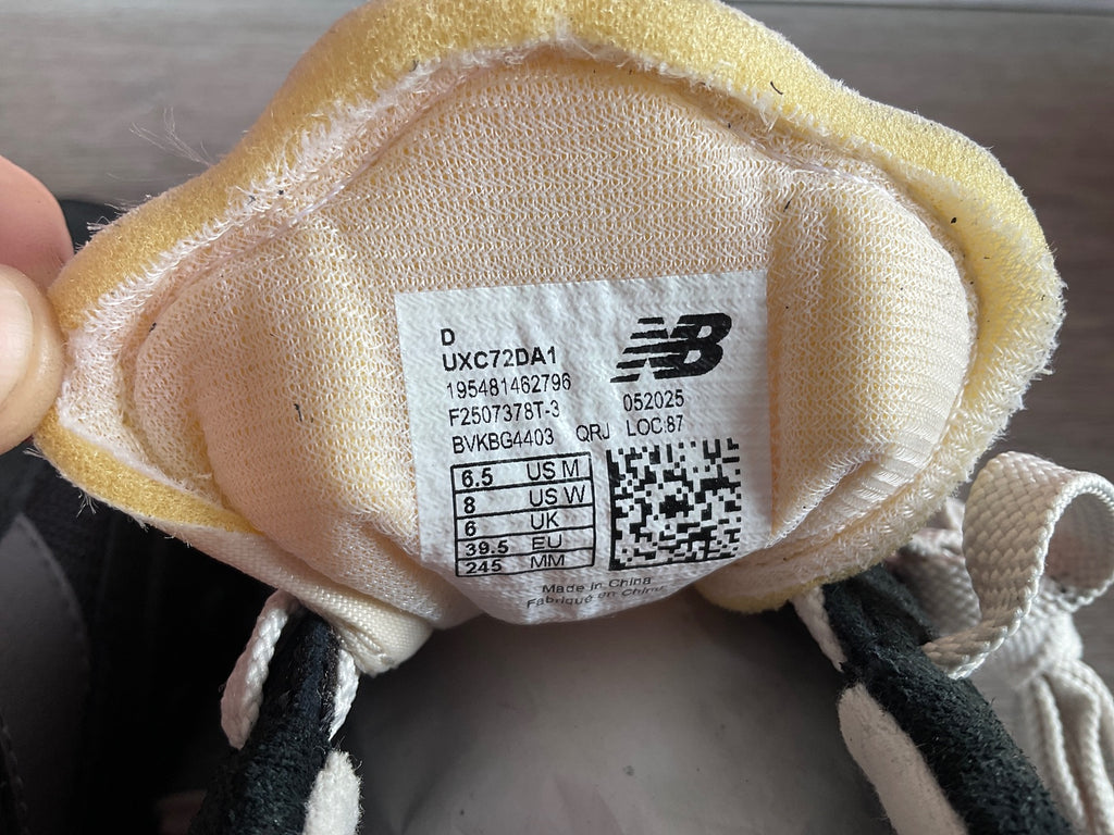 New Balance Black Moonbeam (Size W8 M6.5)