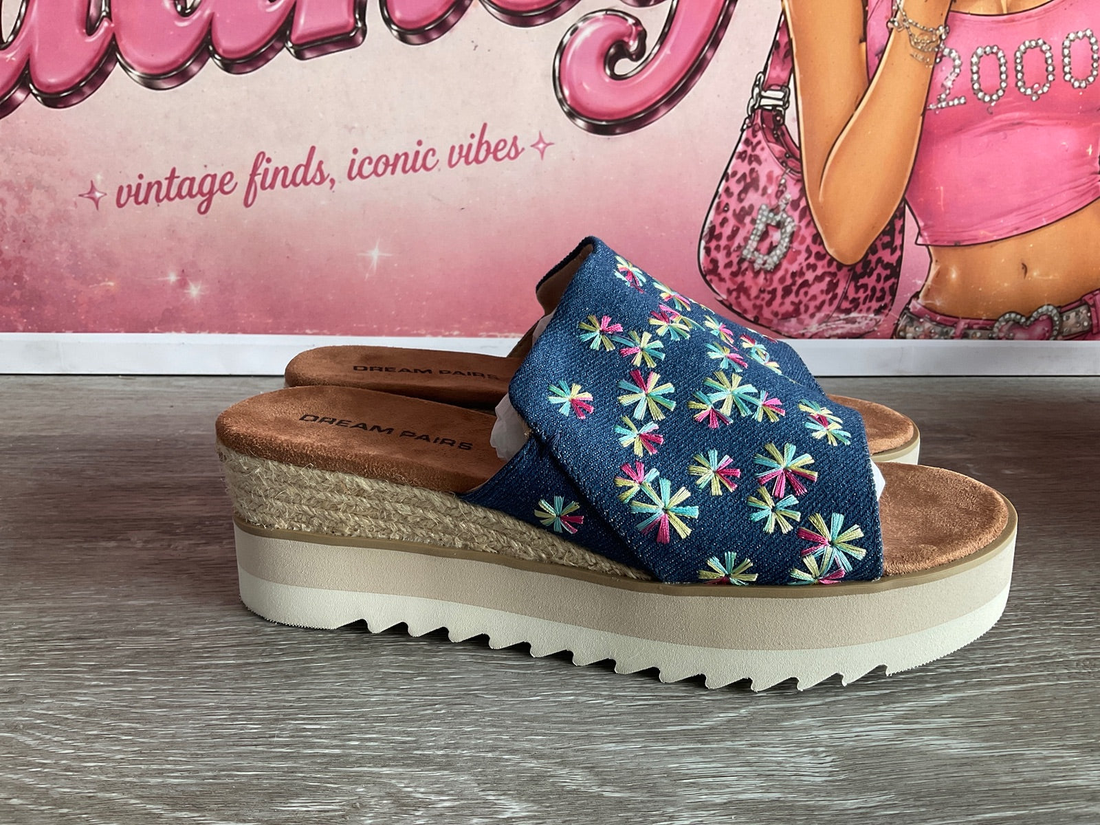 Dream Pairs Denim Floral (Size W7.5)