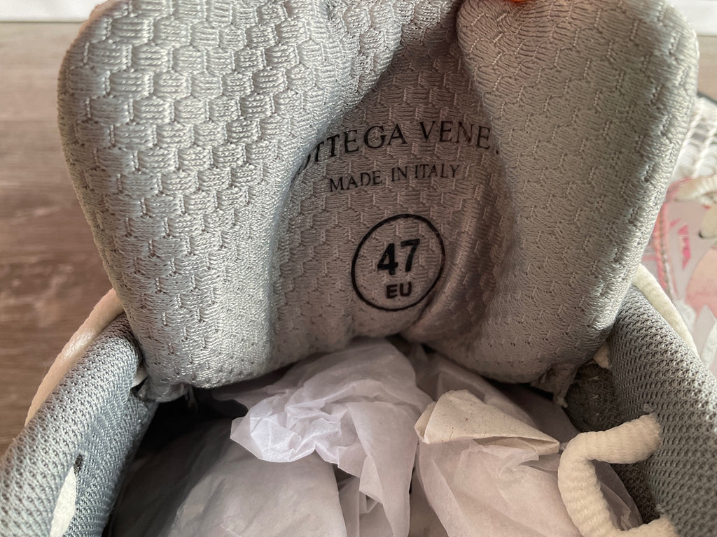 Bottege Veneta Orbit (Size M13)