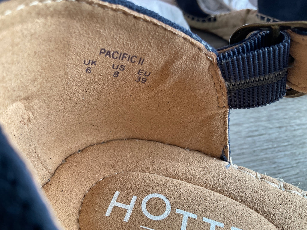 Hotter Pacific 11 (Size W8)