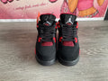 Air Jordan 4Retro (Size 8)
