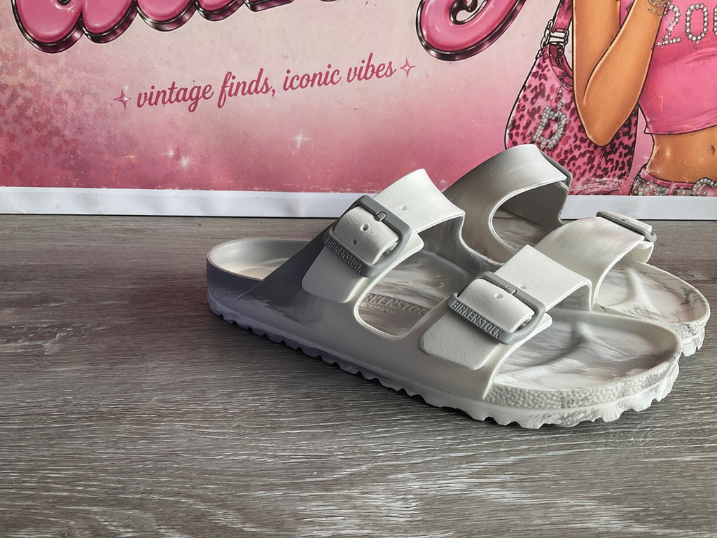Birkenstock Arizona EVA (Size W8)