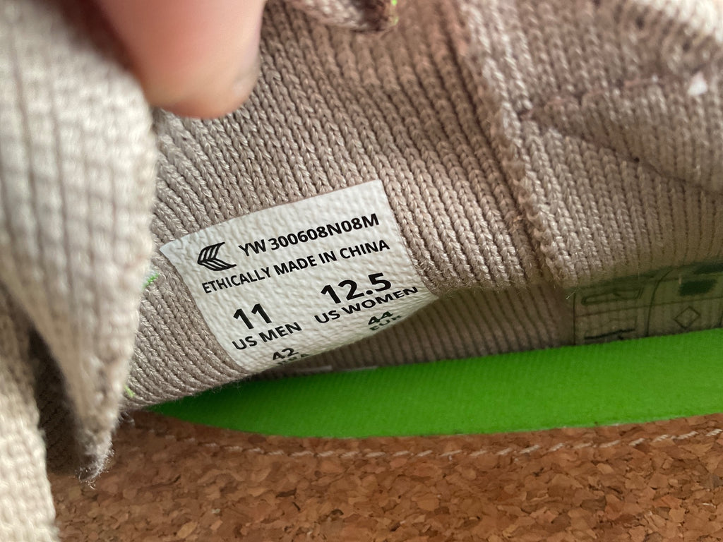 Cariuma Knit Sand (Size M11)