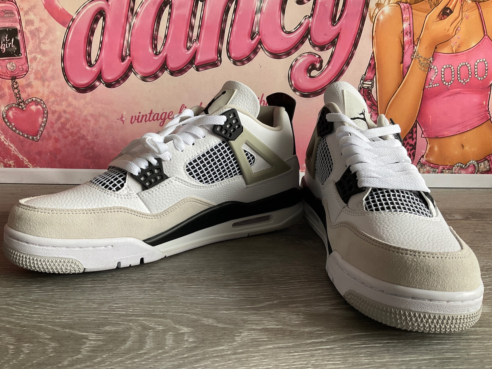 Jordan Air Jordan 4retro (Size 11)
