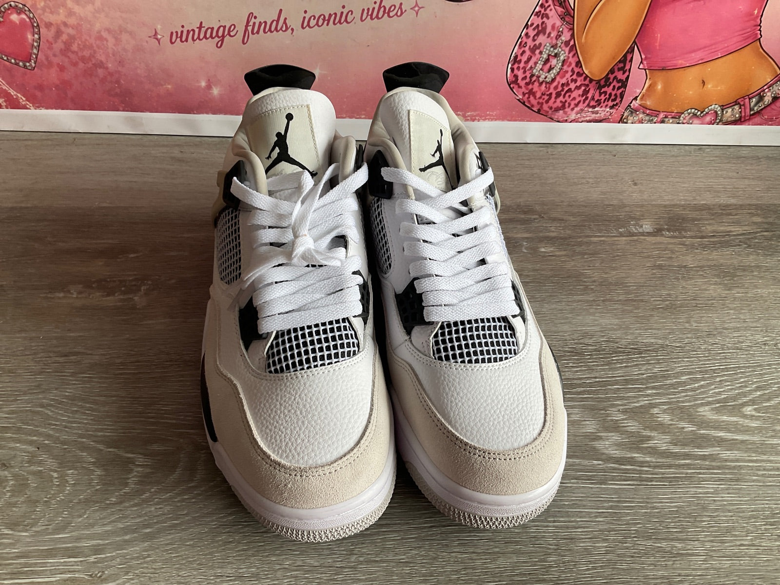 Jordan Air Jordan 4retro (Size 11)