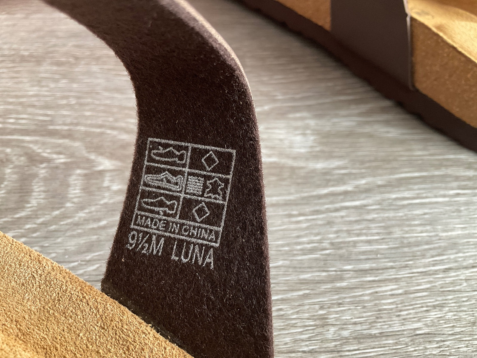 Cushionaire Luna (Size W9.5)