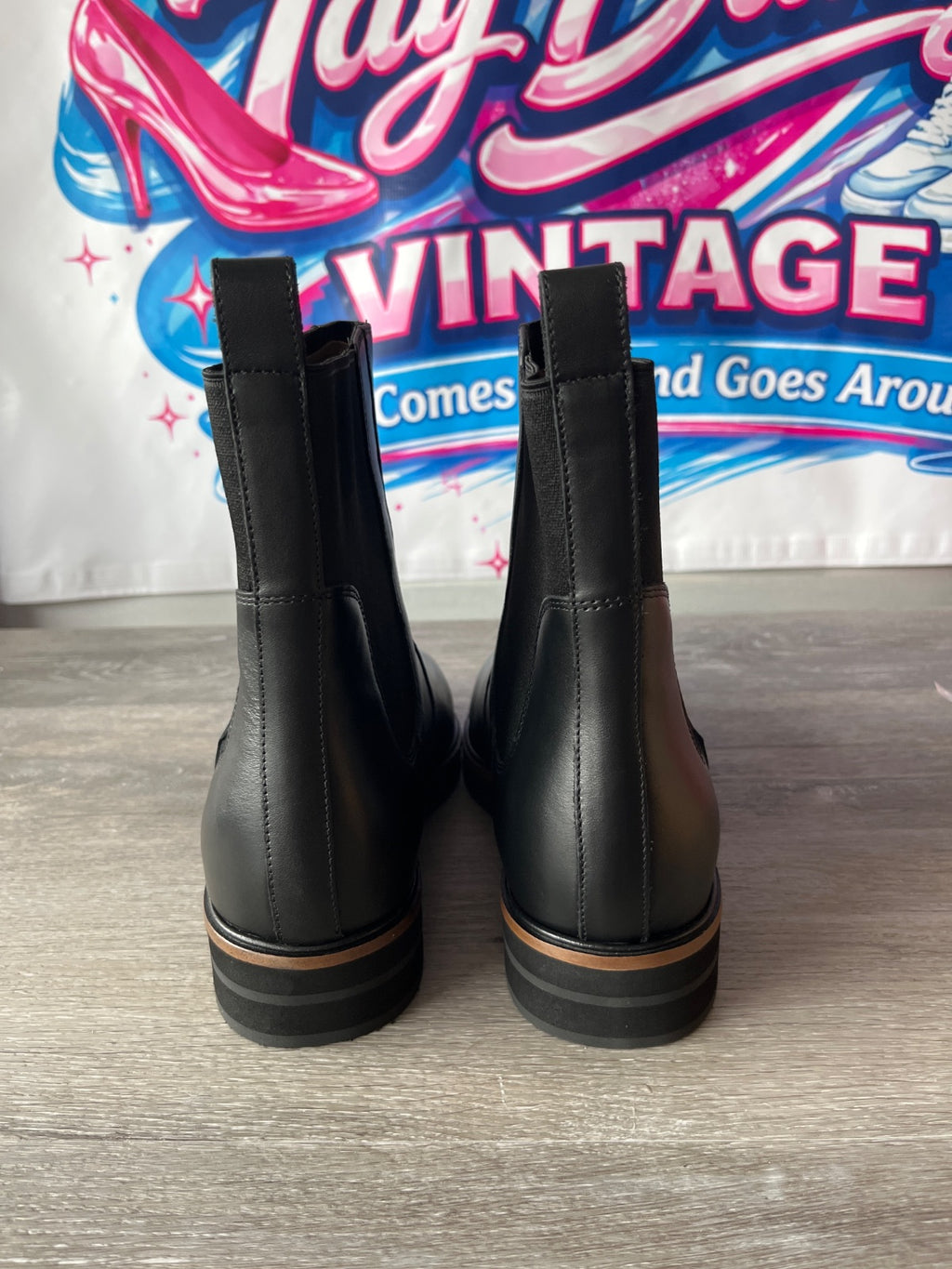 WYDR Genesys Leather Chelsea Boots (Size 12Wide)