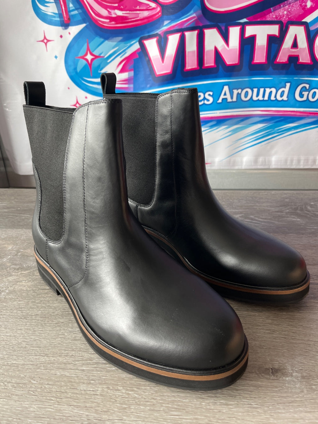 WYDR Genesys Leather Chelsea Boots (Size 12Wide)