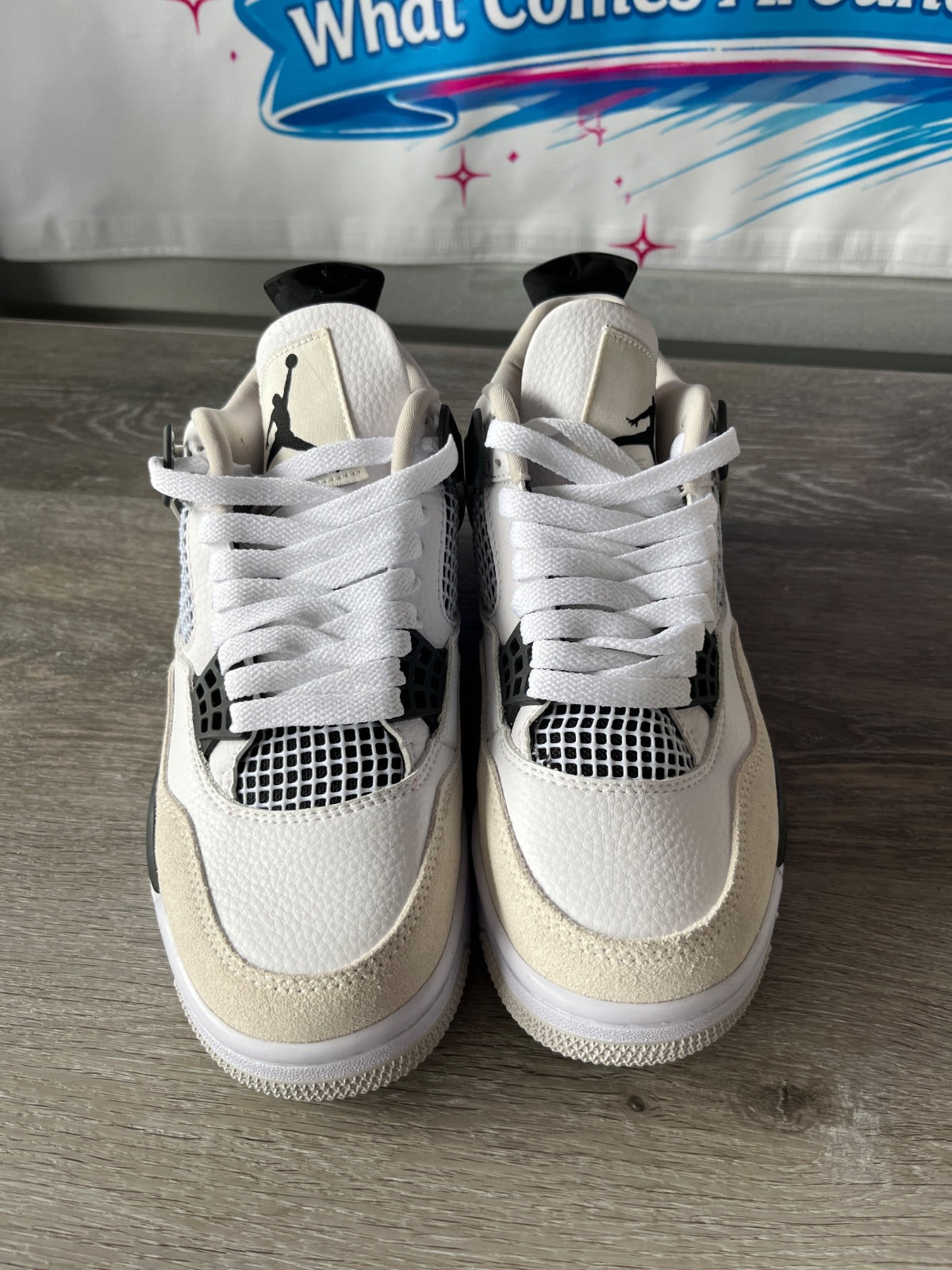 Nike Air Jordan 4 Retro (Size M7)