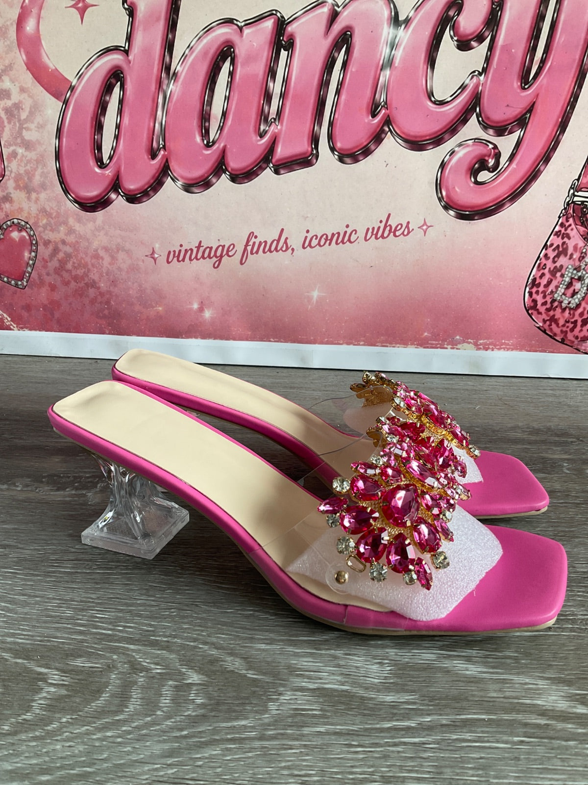 Astuccio Pink Heel (Size W11)