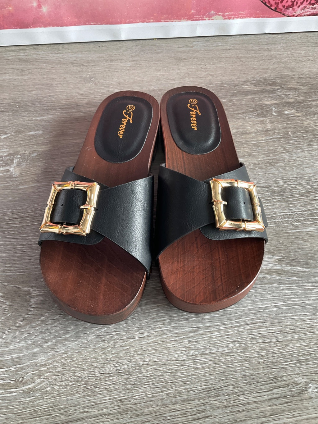 Forever Priority Sandals (Size W10)