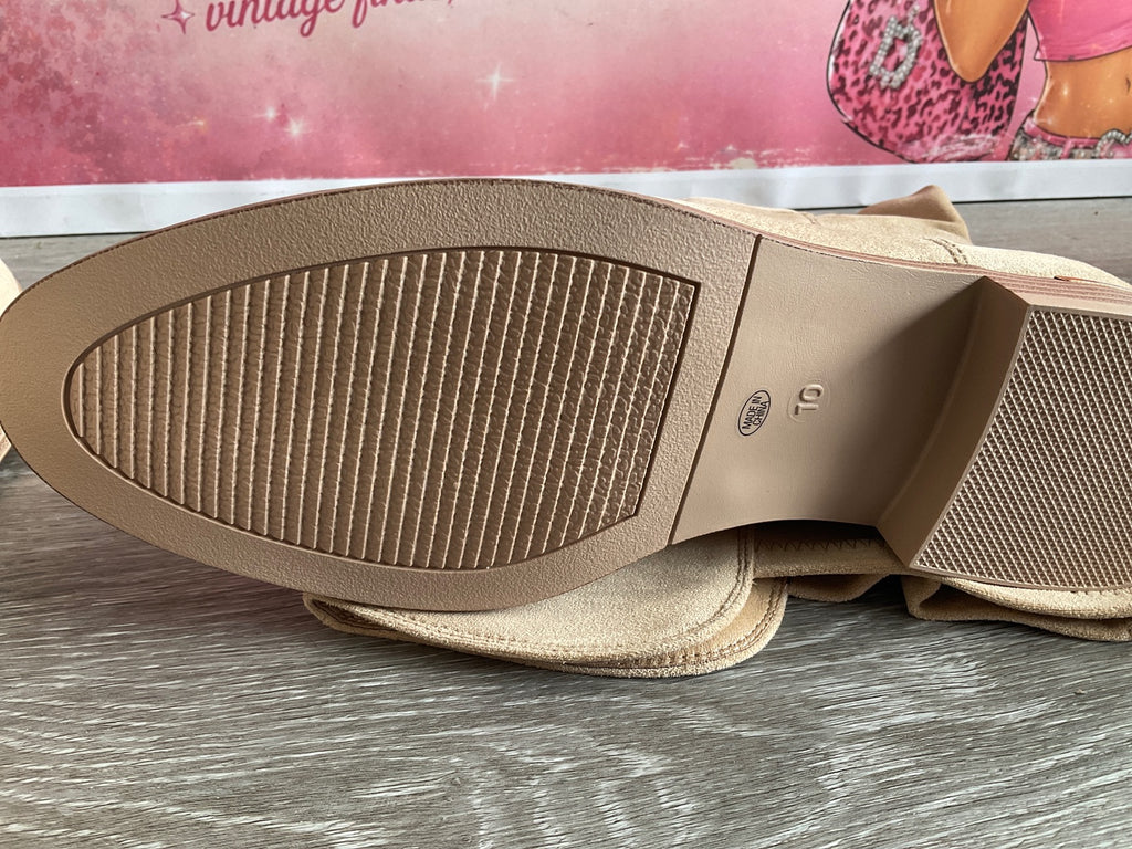 Modatope Rounded Toe Flats Boots (Size W10)