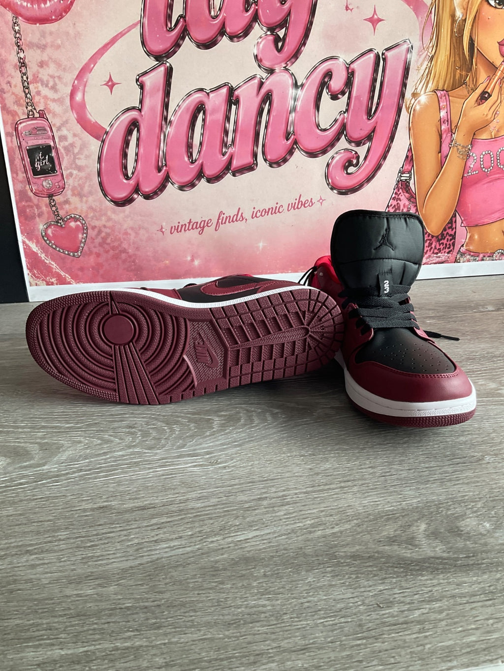 Air Jordan 1 Low (Size M11)
