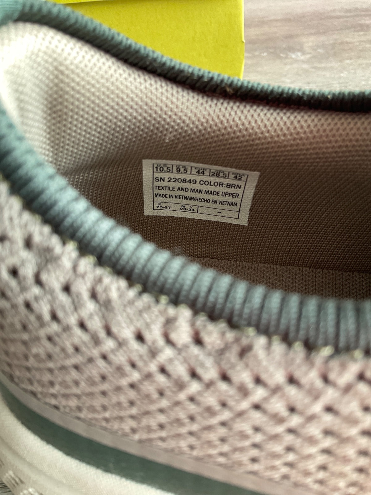 Sketchers Run Elevate 2.0 (Size W10.5)