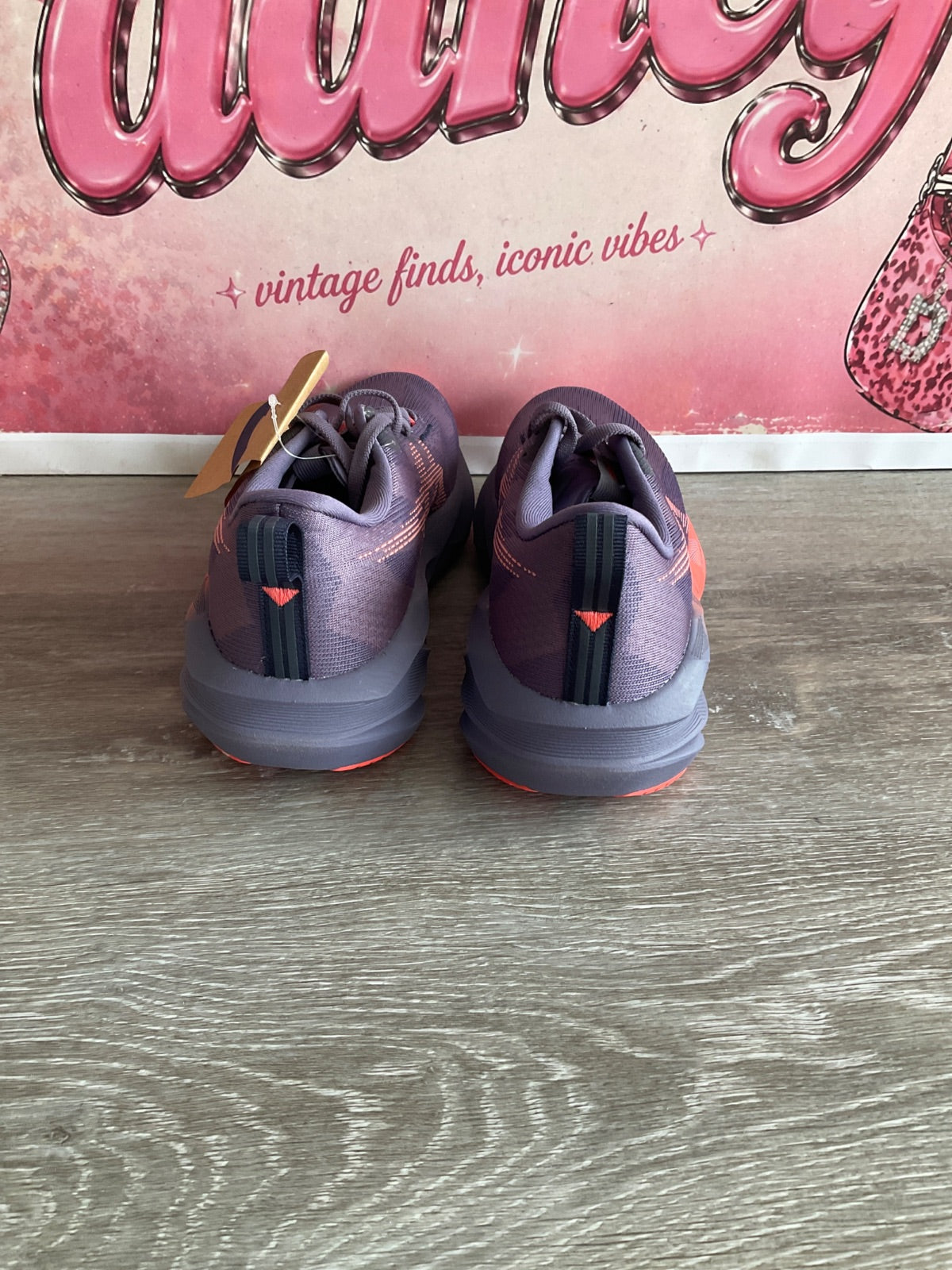 ASICS Novablast 5 (Size W7.5)