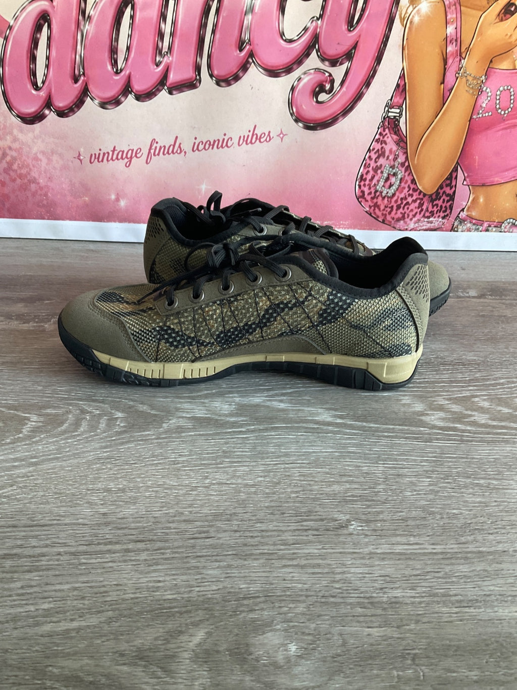 Viktos Tiger Core (Size M10)