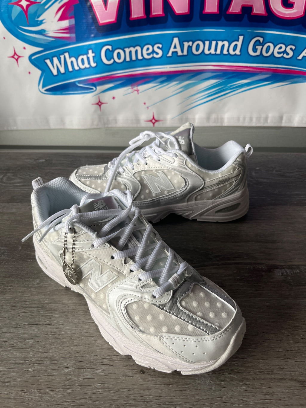 New Balance 530 (Size M7 W8.5)