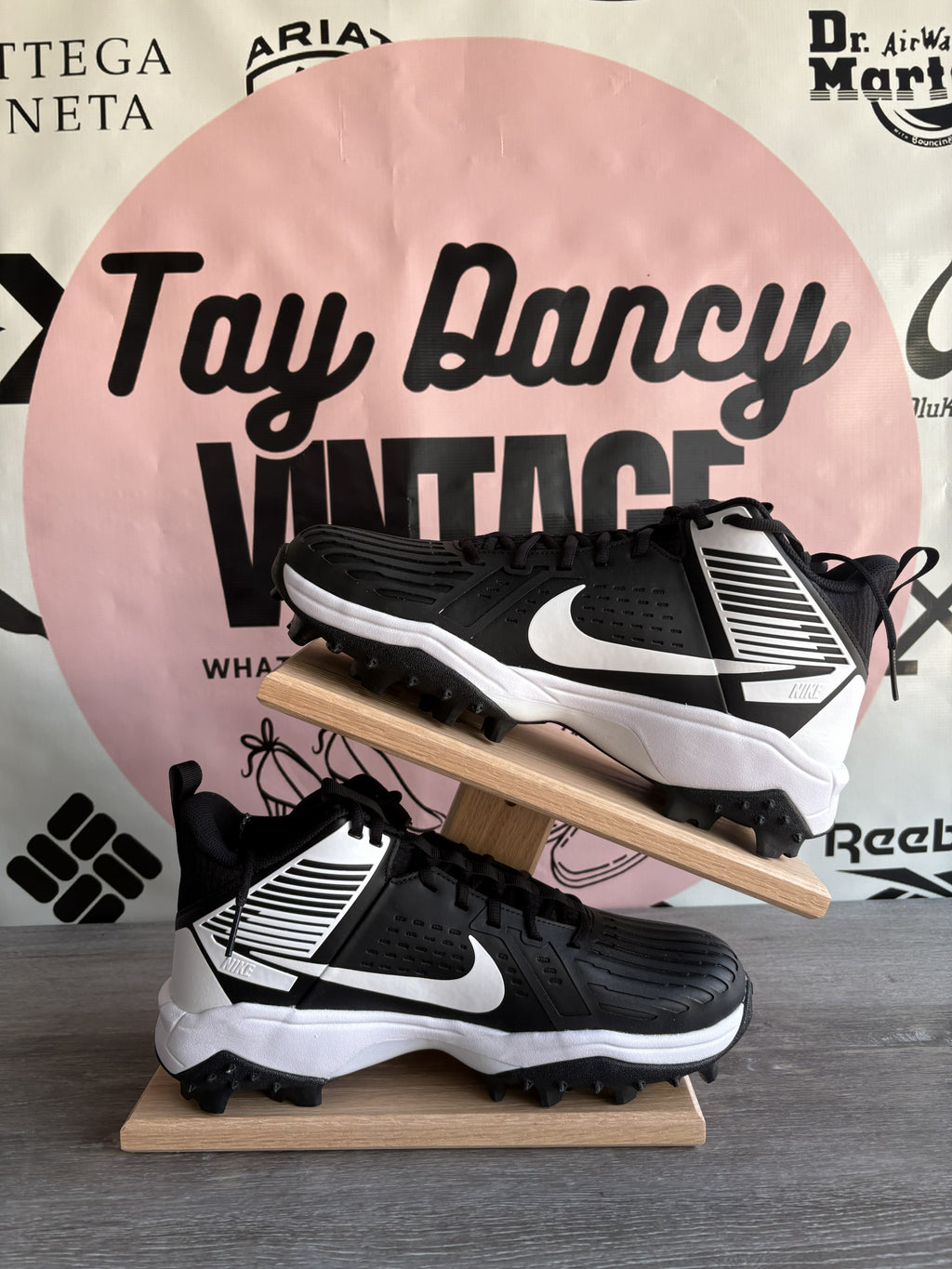 Nike Alpha Menace Strong Shark Cleats (US Size Men's 13.5)