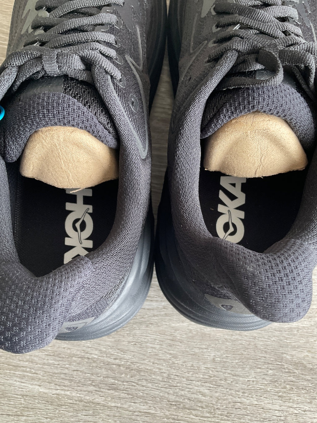 Hoka Clifton 10 (Women's US Size 9.5)