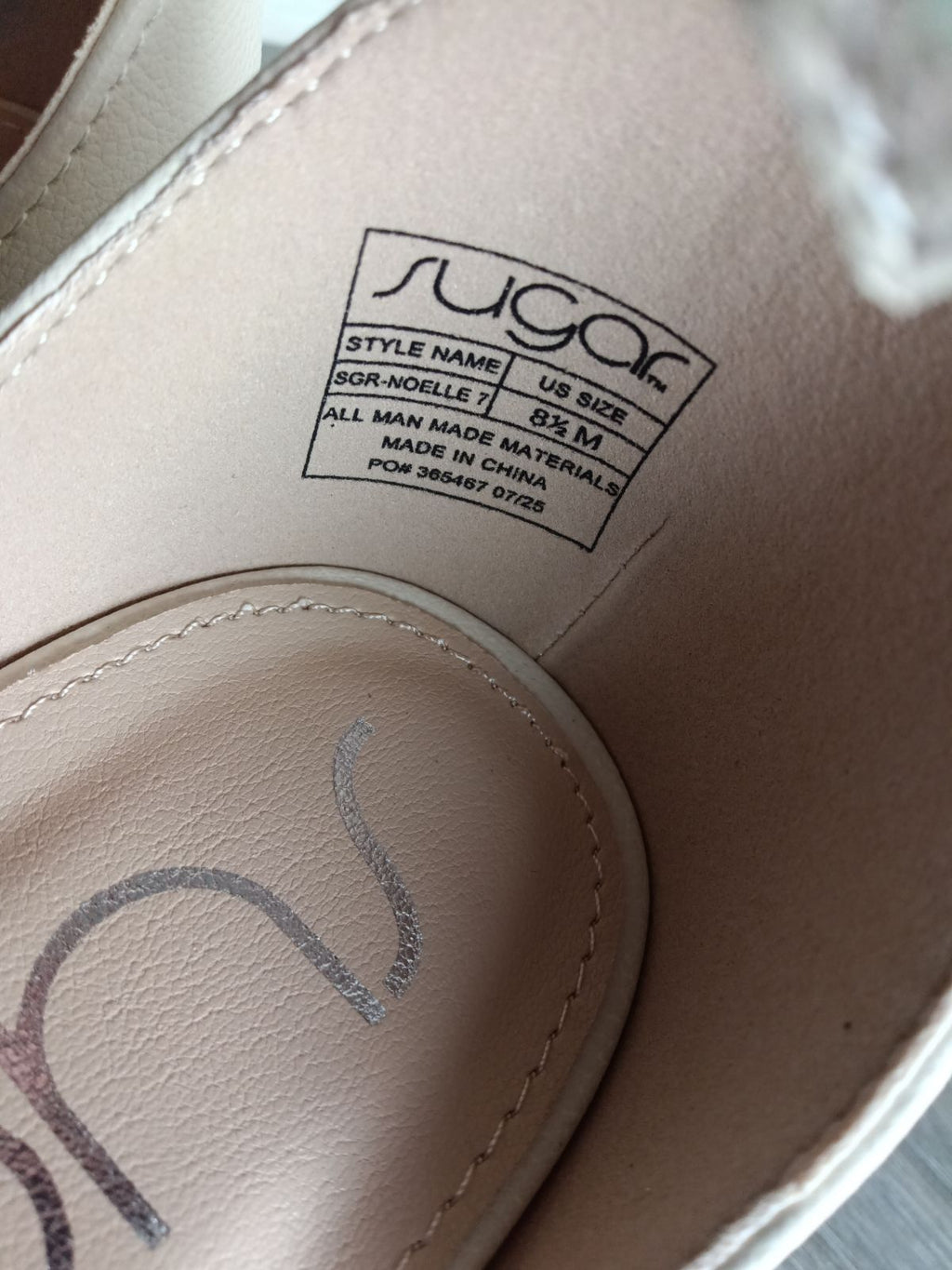 Sugar Noelle 7 (Size Women's 8.5)