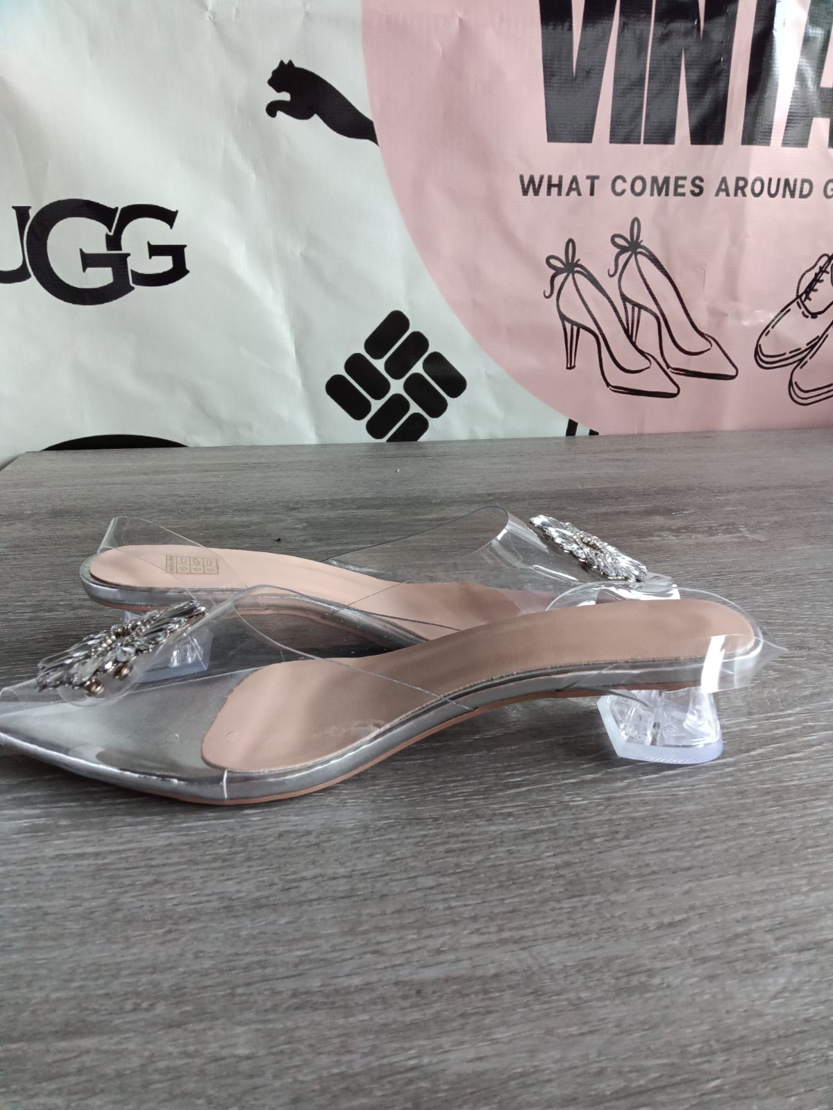 Clear Pendant Block Heel (Women's US Size 7.5)