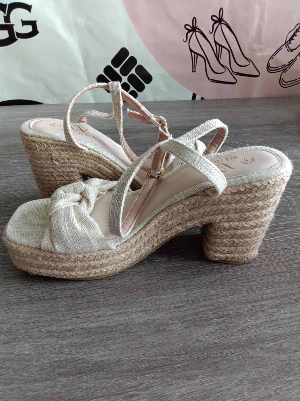 Weibena Woven Bow Heels (Women's US Size 5.5)