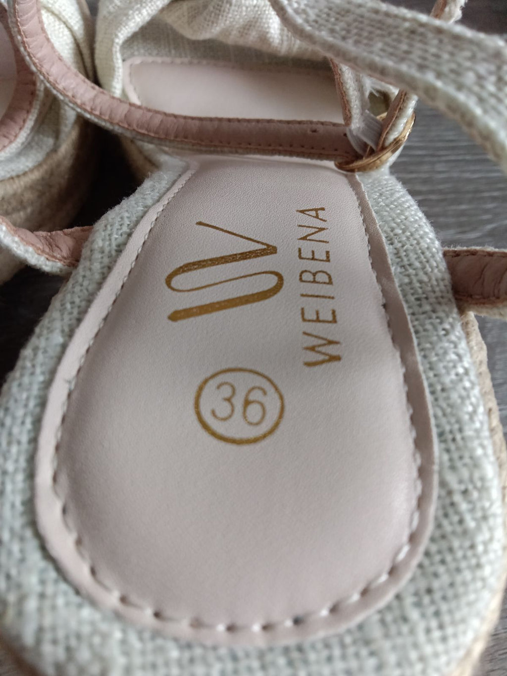 Weibena Woven Bow Heels (Women's US Size 5.5)