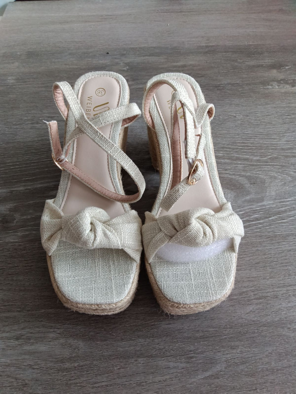 Weibena Woven Bow Heels (Women's US Size 5.5)